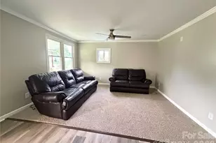 766 Shiloh Rd, Statesville, NC 28677 - Photo 8