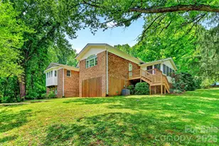 104 Valley Vista Dr, Black Mountain, NC 28711 - Photo 4