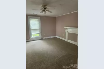 1407 N College Avenue, Newton, NC 28658 - Photo 8