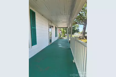 1407 N College Avenue, Newton, NC 28658 - Photo 32