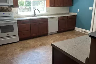 1407 N College Ave, Newton, NC 28658 - Photo 16