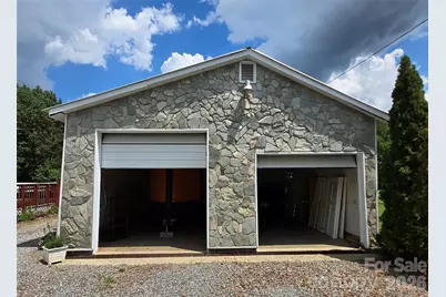 1407 N College Avenue, Newton, NC 28658 - Photo 38