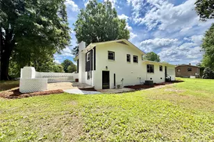 303 Deal Ave NE, Conover, NC 28613 - Photo 32