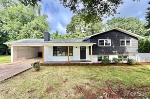 303 Deal Ave NE, Conover, NC 28613 - Photo 2