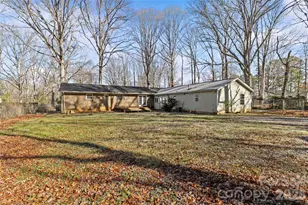 117 Robinson Ave, Matthews, NC 28104 - Photo 38