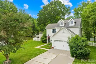 801 Mill Run Dr, Charlotte, NC 28209 - Photo 2
