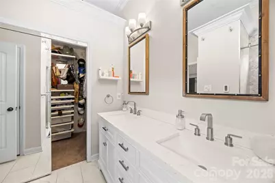 801 Mill Run Drive, Charlotte, NC 28209 - Photo 22
