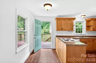 122 Coleman Ave, Asheville, NC 28801 - Photo 8