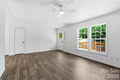 135 Prevost Street, Waynesville, NC 28786 - Photo 8