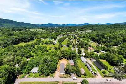 135 Prevost Street, Waynesville, NC 28786 - Photo 32