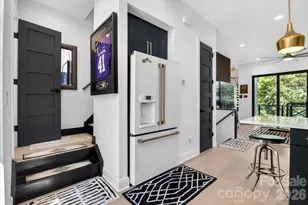 1005 Zinc Ln, Charlotte, NC 28205 - Photo 16