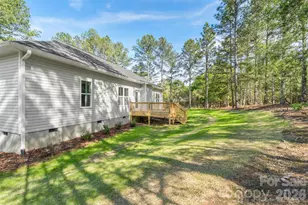 185 Shagbark Ct, West End, NC 27376 - Photo 4