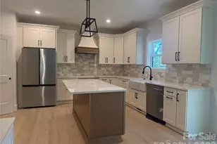5069 Tara Tea Dr, Tega Cay, SC 29708 - Photo 2