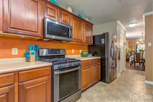 7829 Ponderosa Pine Ln, Charlotte, NC 28215 - Photo 14