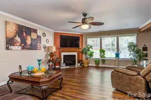 7829 Ponderosa Pine Ln, Charlotte, NC 28215 - Photo 16