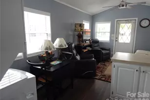 219 Pike Point, Waynesville, NC 28785 - Photo 6