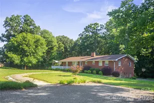 3303 Pikeview Rd, Fort Mill, SC 29715 - Photo 2