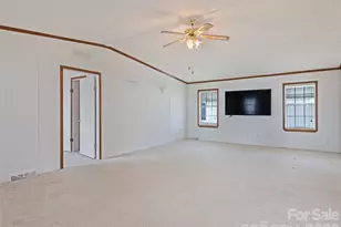 25 Lester Ln, Waynesville, NC 28785 - Photo 14