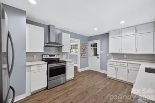 2432 Oakwood Cir, Rock Hill, SC 29732 - Photo 8