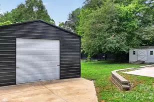 2432 Oakwood Cir, Rock Hill, SC 29732 - Photo 36