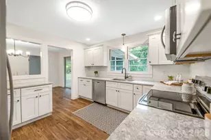 209 View St, Asheville, NC 28806 - Photo 6