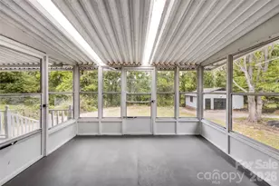 209 View St, Asheville, NC 28806 - Photo 14