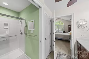 5418 Prosperity View Dr, Charlotte, NC 28269 - Photo 14
