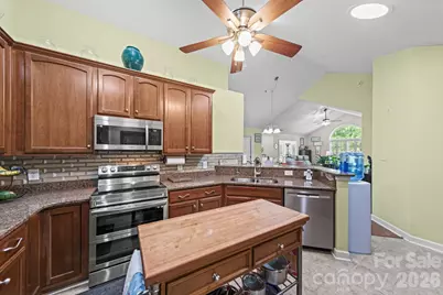 5418 Prosperity View Drive, Charlotte, NC 28269 - Photo 16