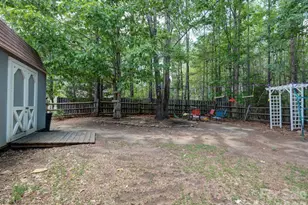 305 Hydrangea Dr, Clover, SC 29710 - Photo 34