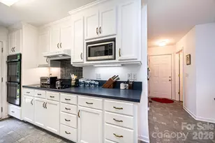 6889 Greedy Hwy, Hickory, NC 28602 - Photo 10