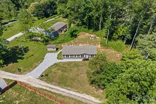 151 Field Sparrow Ln, Hendersonville, NC 28792 - Photo 30