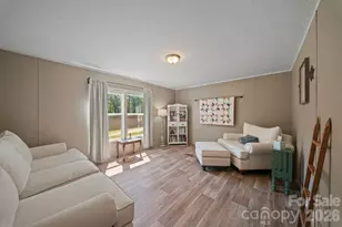 151 Field Sparrow Ln, Hendersonville, NC 28792 - Photo 20