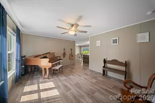 151 Field Sparrow Ln, Hendersonville, NC 28792 - Photo 16
