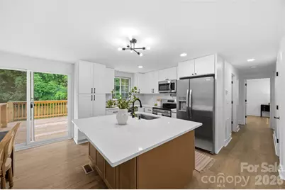 5903 Carpenter Drive, Charlotte, NC 28226 - Photo 6