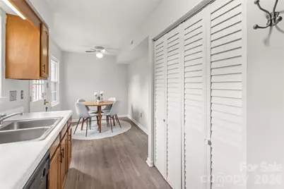 11007 Park Road, Charlotte, NC 28226 - Photo 16