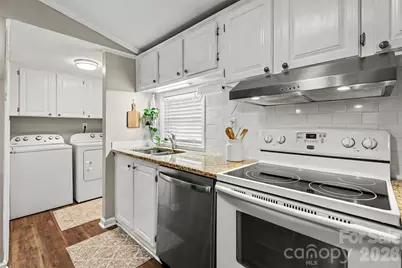 528 Woodlawn Avenue SW, Concord, NC 28025 - Photo 12