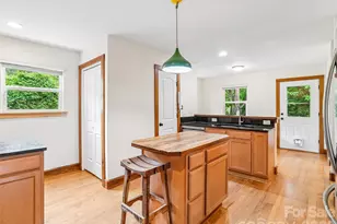 3 Delaware Ave, Asheville, NC 28806 - Photo 14