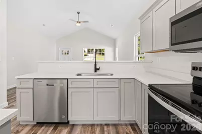 213 Sheffield Drive, York, SC 29745 - Photo 10