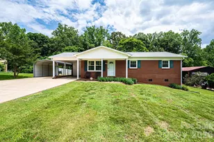 315 Shannonbrook Dr, Newton, NC 28658 - Photo 1