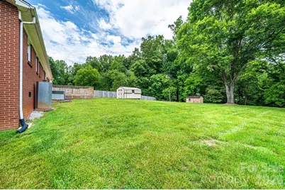 315 Shannonbrook Drive, Newton, NC 28658 - Photo 36
