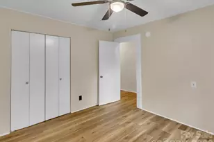 492 Riverbend St, Waynesville, NC 28786 - Photo 12