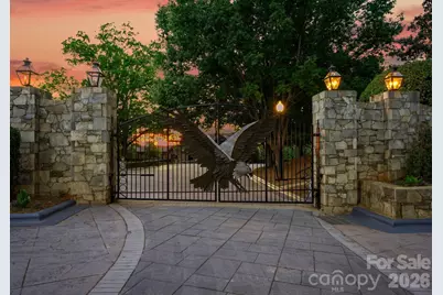 9719 Nine Eagles Lane, Charlotte, NC 28278 - Photo 2