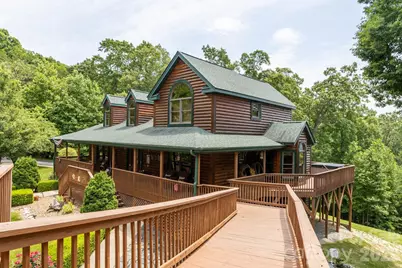 110 Mountain Crest Drive S, Marion, NC 28752 - Photo 2