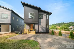 41 Johnson Dr, Asheville, NC 28804 - Photo 1