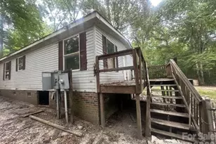 1018 Love Valley Rd, Clover, SC 29710 - Photo 14