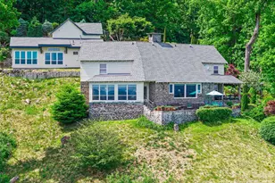 729 Bear Wallow Rd, Little Switzerland, NC 28749 - Photo 2