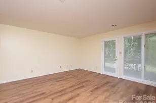 833 Coventry Ln, Statesville, NC 28677 - Photo 10