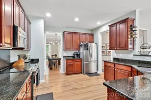 1038 Pepperwood Pl, Lake Wylie, SC 29710 - Photo 14