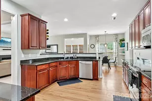 1038 Pepperwood Pl, Lake Wylie, SC 29710 - Photo 12