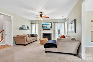 1038 Pepperwood Pl, Lake Wylie, SC 29710 - Photo 6